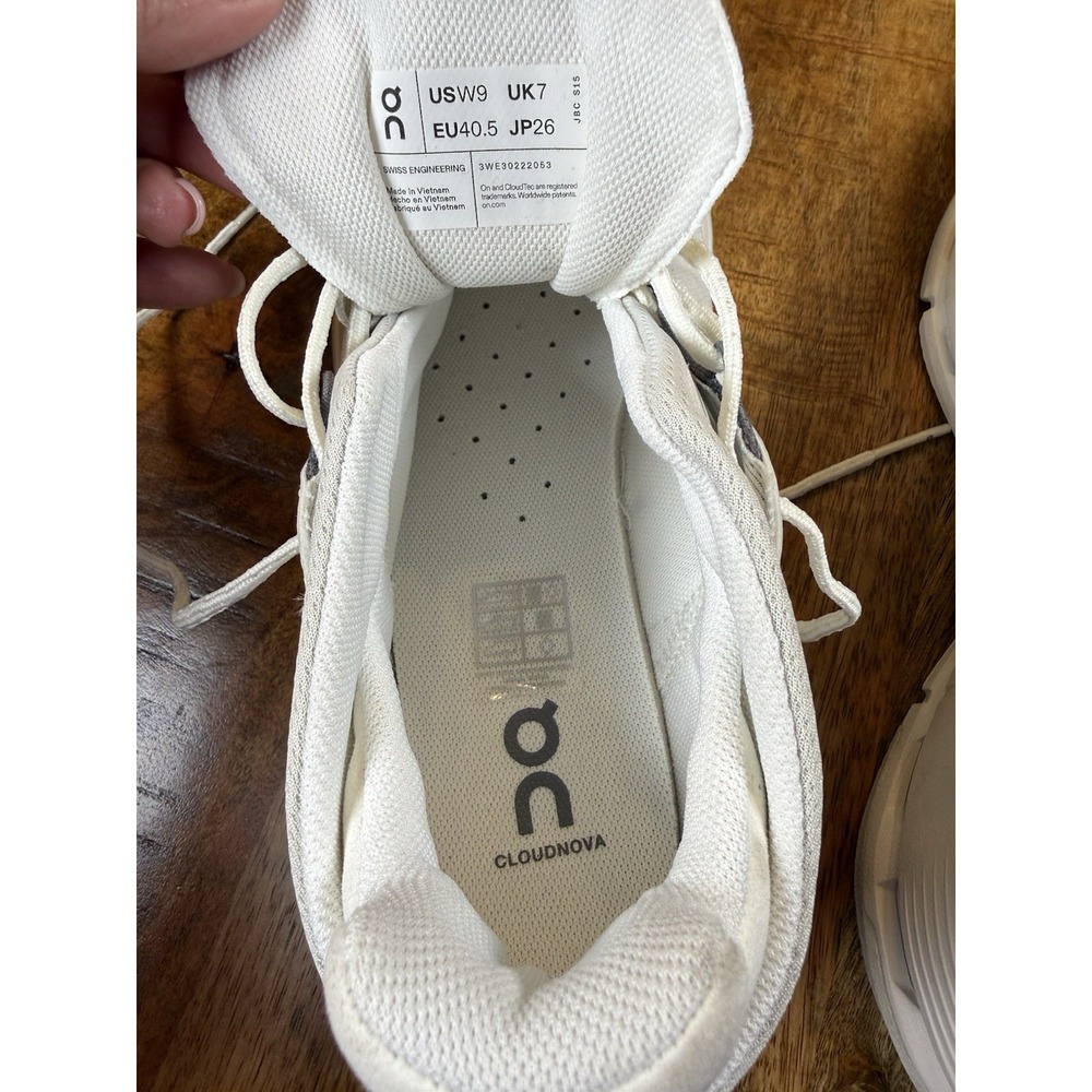 On Cloudnova 2 Women 9 Ice Sand White Sneakers CloudTec 3WE30222053 EU40.5 - Picture 9 of 10